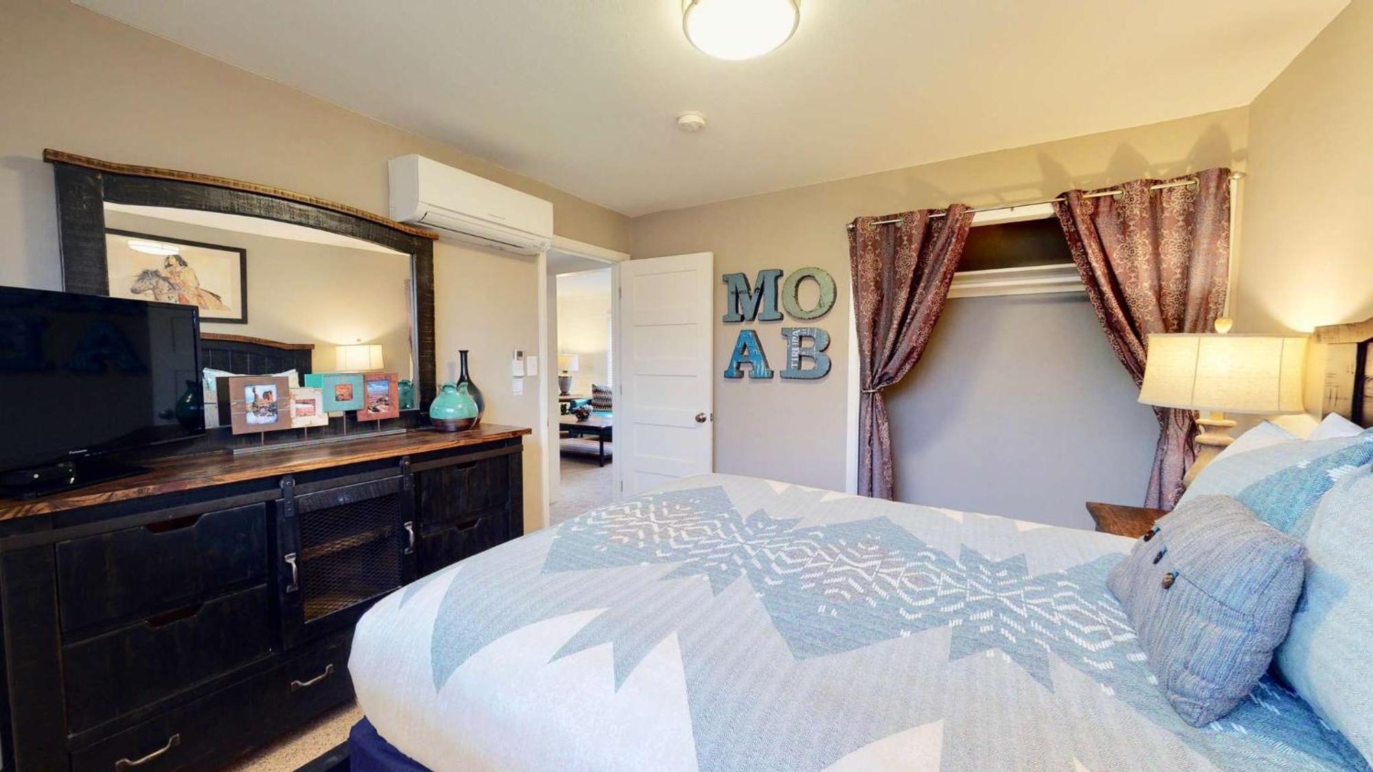 Downtown Cozy Home Base - Purple Sage 8 Moab Bagian luar foto