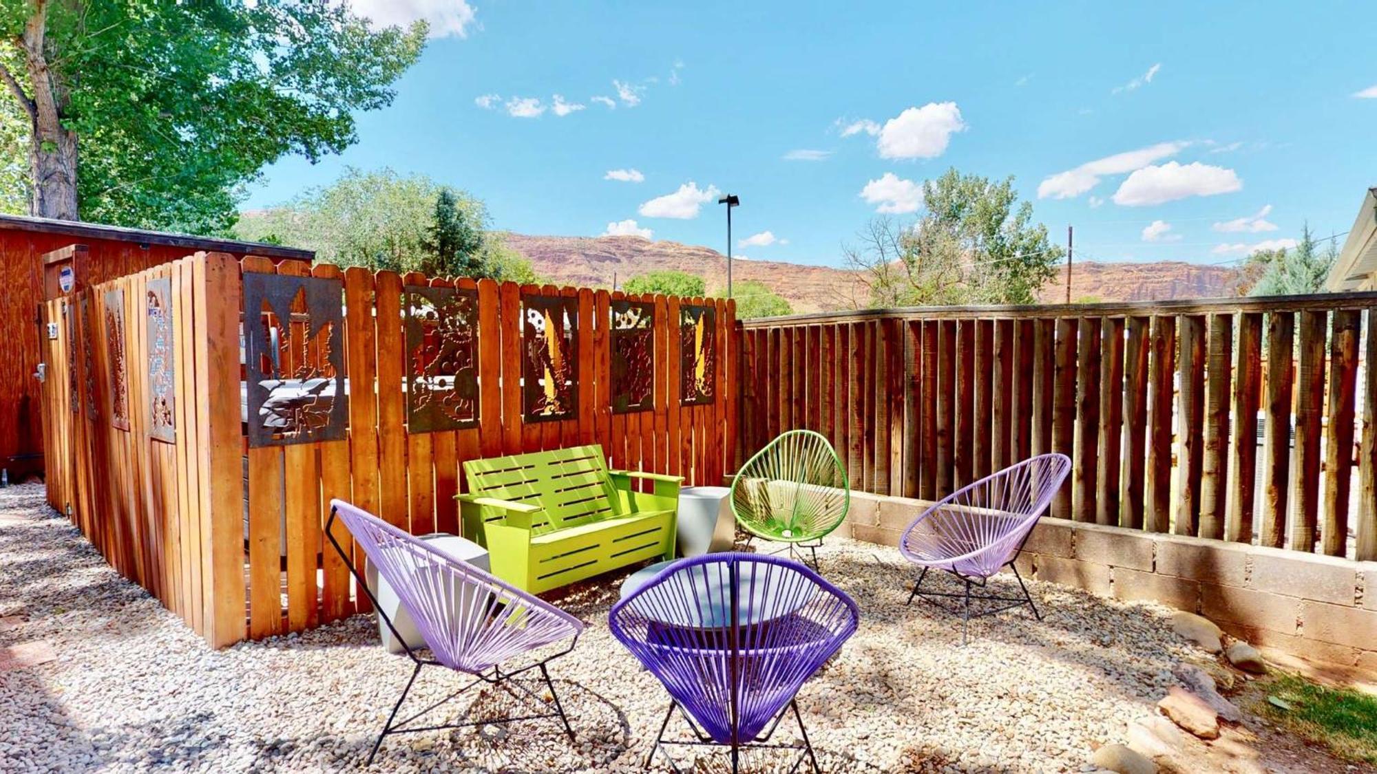 Downtown Cozy Home Base - Purple Sage 8 Moab Bagian luar foto